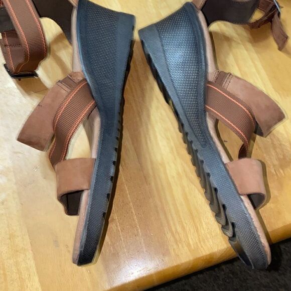 Keen Skyline Wedge Sandals Brown Leather Ankle Straps size 10 - Picture 5 of 9